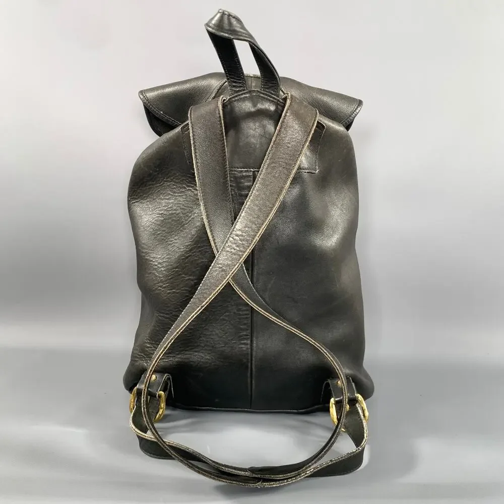 LAURA IN USA Size One Size Black Crackled Leather Backpack